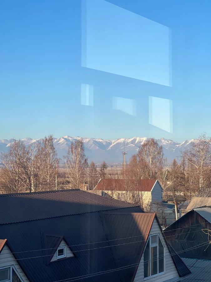 Emir Guest House In Karakol Εξωτερικό φωτογραφία